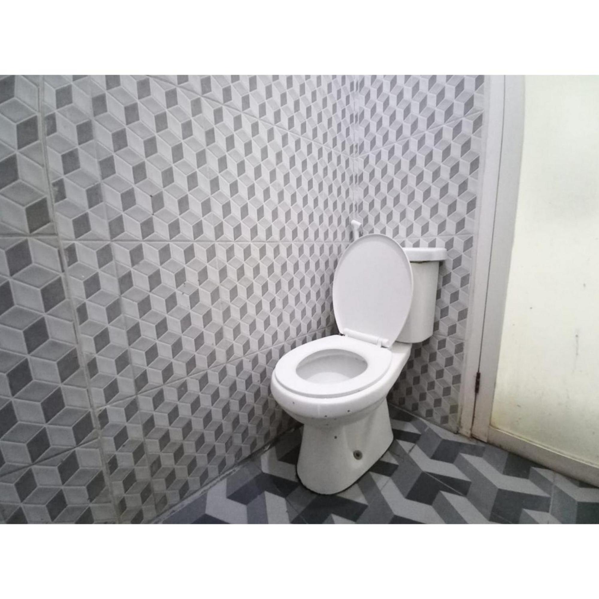 Reddoorz At Luxury Homestay Near Kantor Regional II Bkn Surabaya Сідоарджо Екстер'єр фото