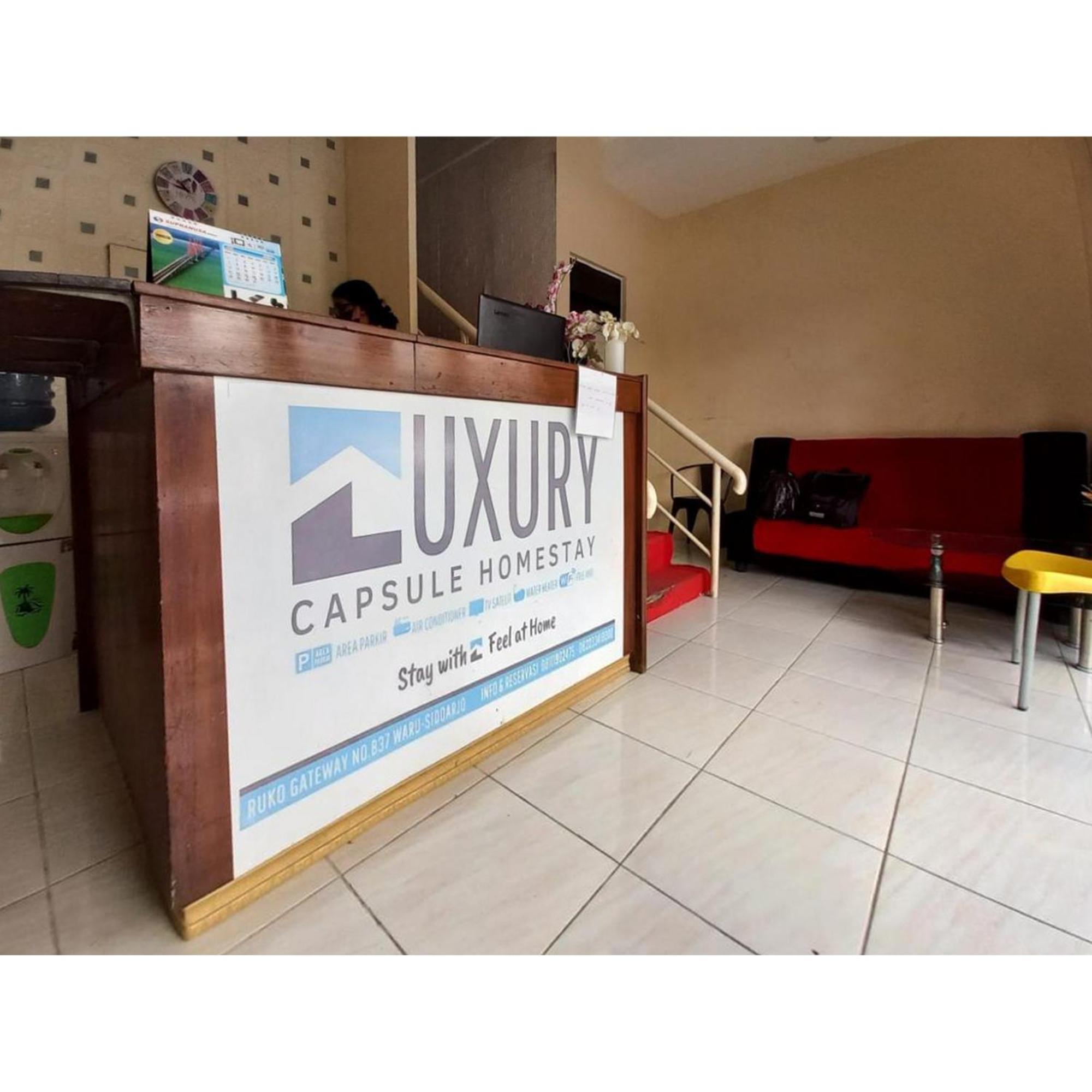 Reddoorz At Luxury Homestay Near Kantor Regional II Bkn Surabaya Сідоарджо Екстер'єр фото