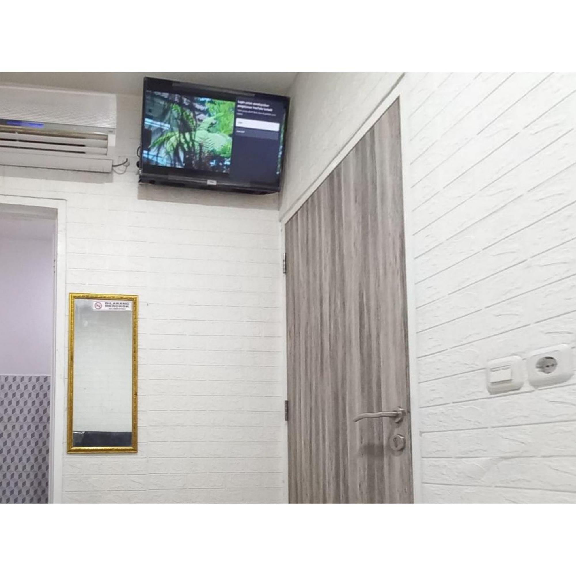 Reddoorz At Luxury Homestay Near Kantor Regional II Bkn Surabaya Сідоарджо Екстер'єр фото